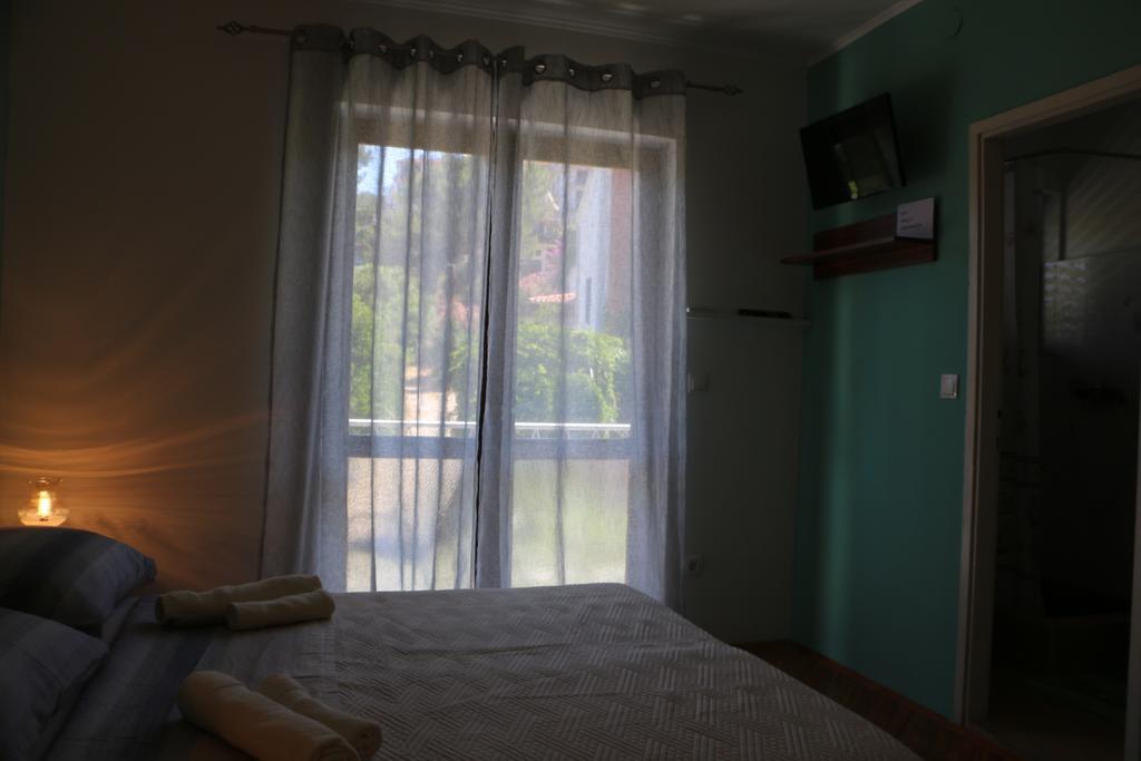 Apartments Milatic Jelsa  Exterior foto